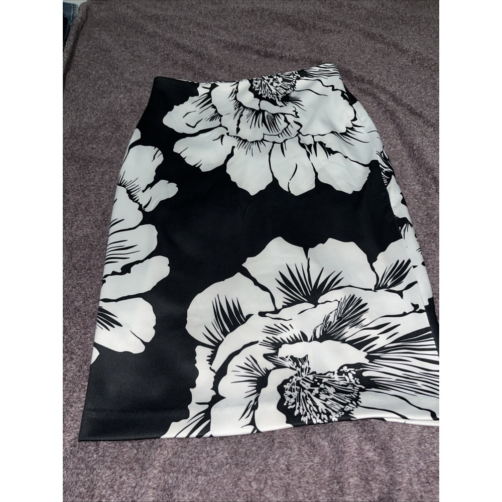 New York‎ And Company Stretch Floral Pencil Skirt Size 8 Boho Chic Career Preppy